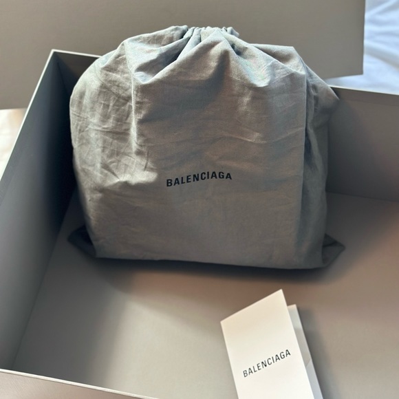 Balenciaga 
White Croc Super Nano Neo Classic Bag (brand new) - Picture 10 of 10